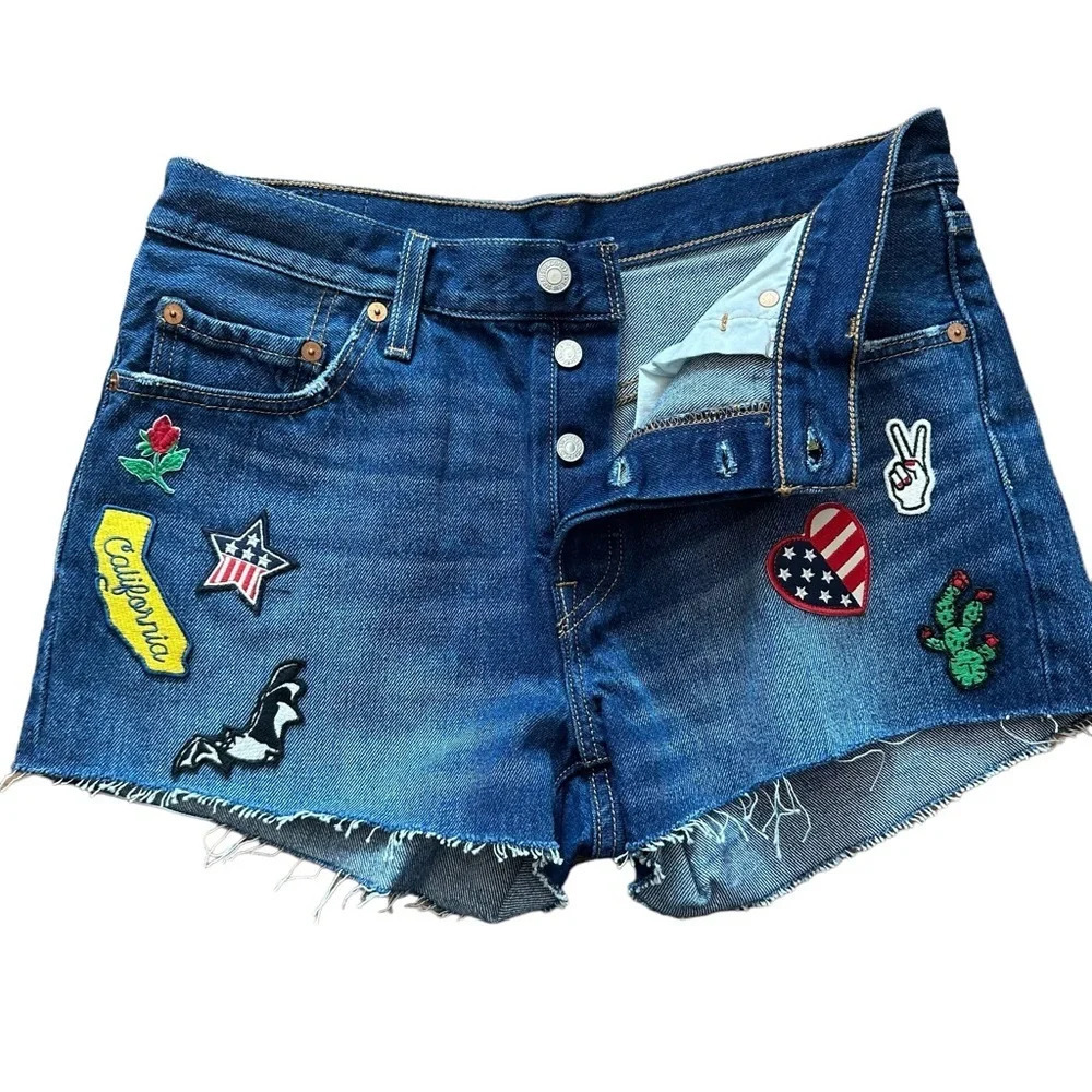 Levi's Women's Denim Patchwork Jean Shorts. Sz: 29